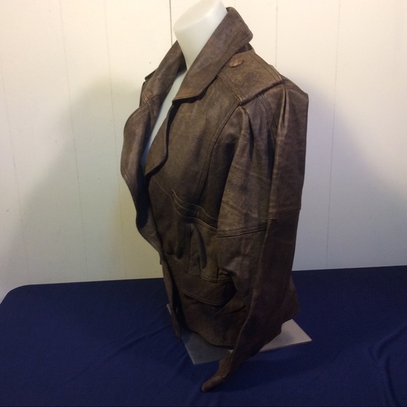 Vintage Distressed Womens Leather Jacket - Picture 6 of 12